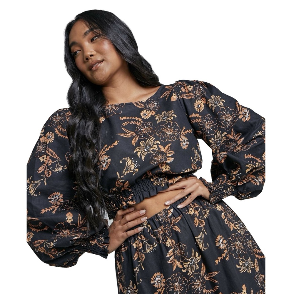 Charlie Holiday Sweet Tropics Black & Orange Cropped Top | Size Medium